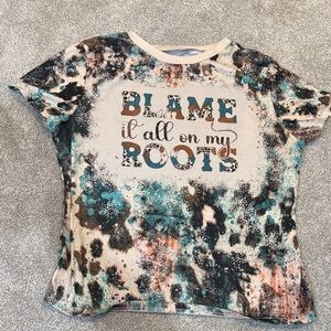 Graphic T-Shirt - Multicolor “Blame it all on my roots”